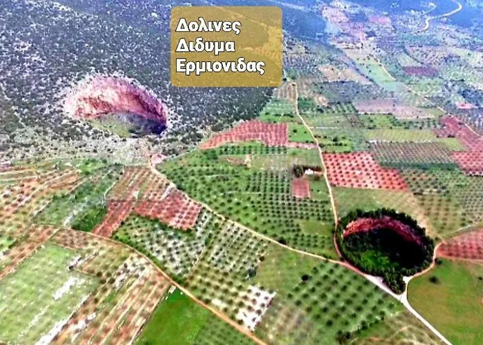 Eleni House דירה *