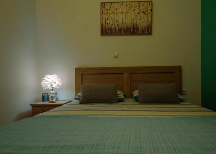 Eleni House דירה