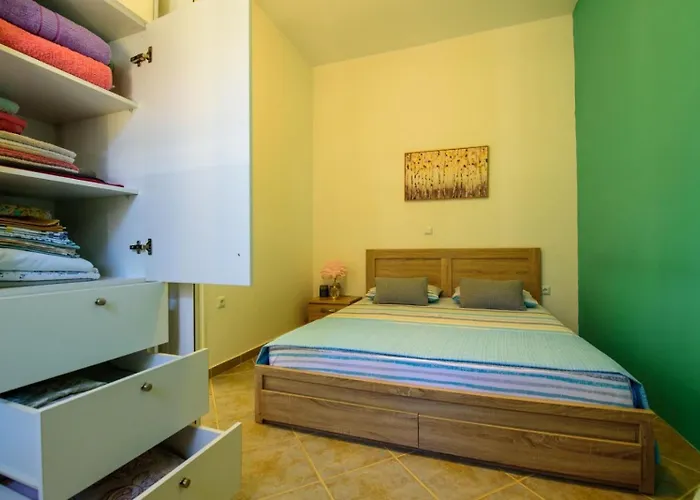 Eleni House Apartment